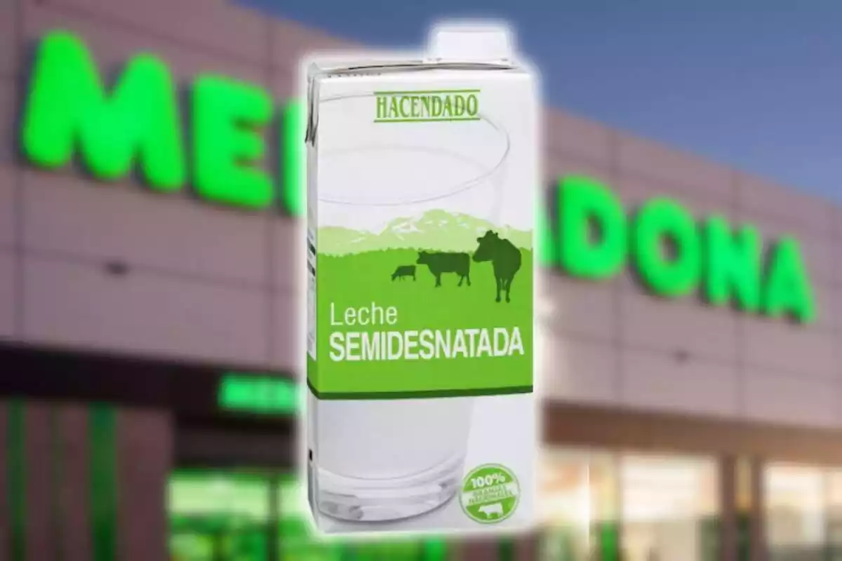 Llet semidesnatada de la marca Hacendado (Mercadona)