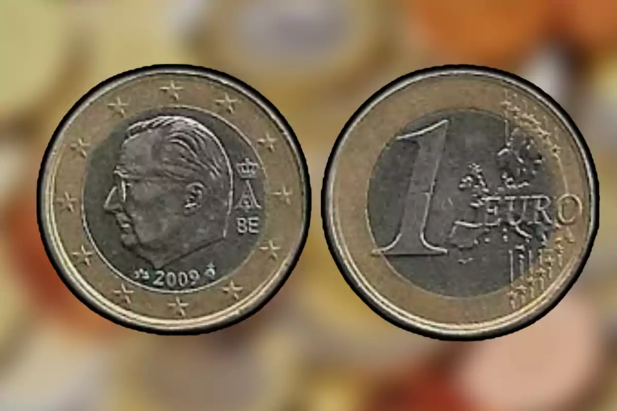 Moneda d'un euro amb disseny d'un perfil en una cara i el valor a l'altra. Moneda d'un euro amb disseny d'un perfil en una cara i el valor a l'altra.