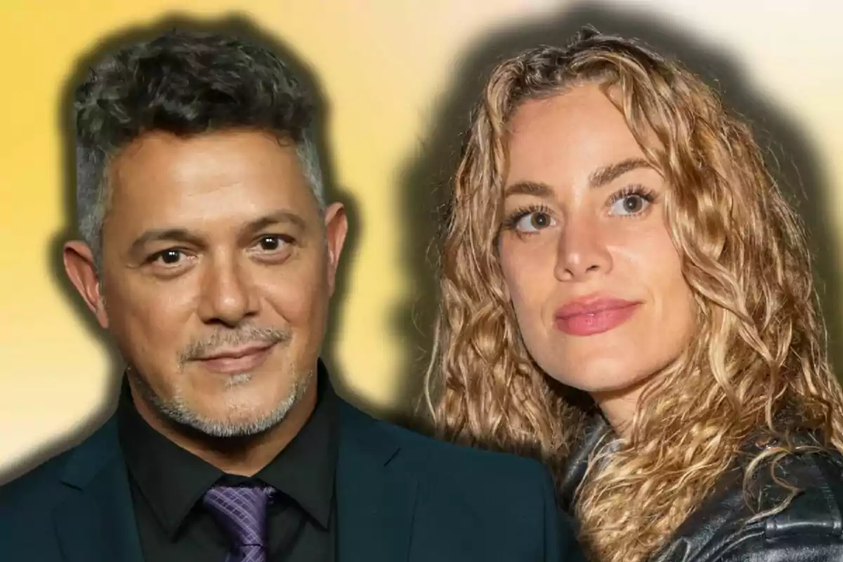 Alejandro Sanz i Candela Márquez posen junts davant d’un fons groc difuminat.