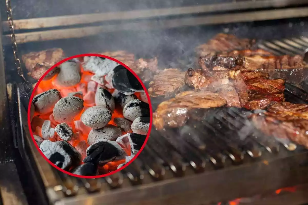 Una barbacoa amb carn ben feta i carbó encès