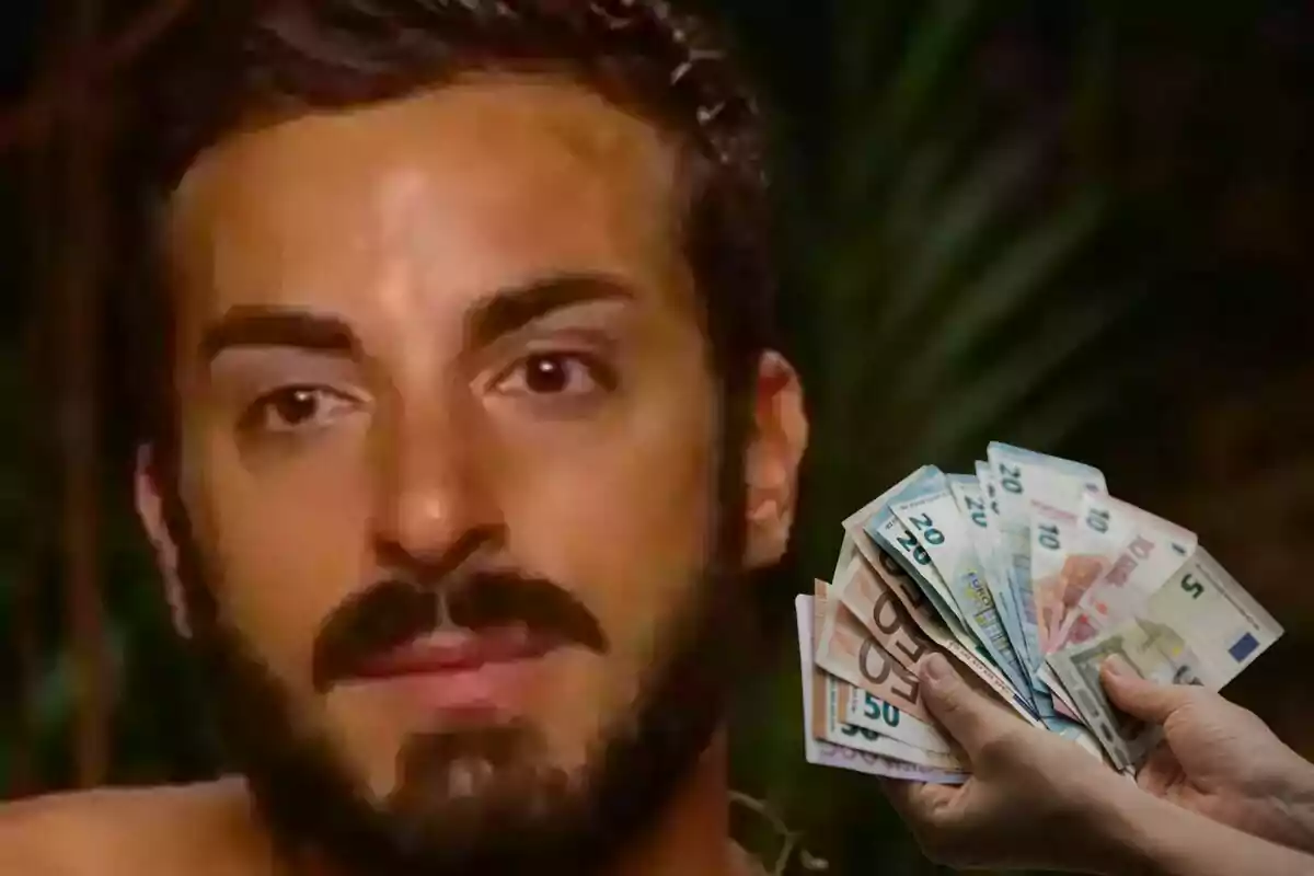 Muntatge de fotos de Borja González, en el qual apareix en primer pla, mentre una mà sosté diversos bitllets d'euro al costat.