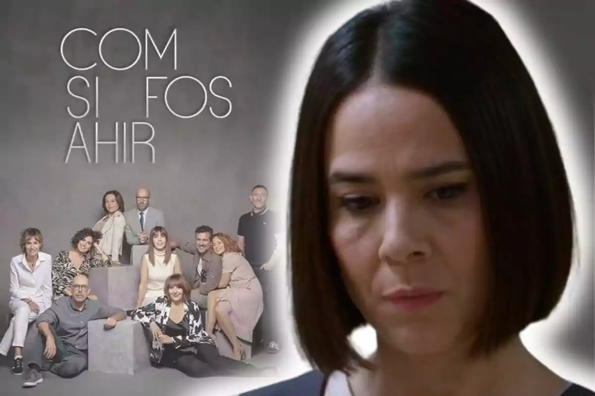 Un grupo de personas posando juntas con una imagen de la actriz Carlota Olcina en primer plano y el texto "Com si fos ahir" en el fondo.