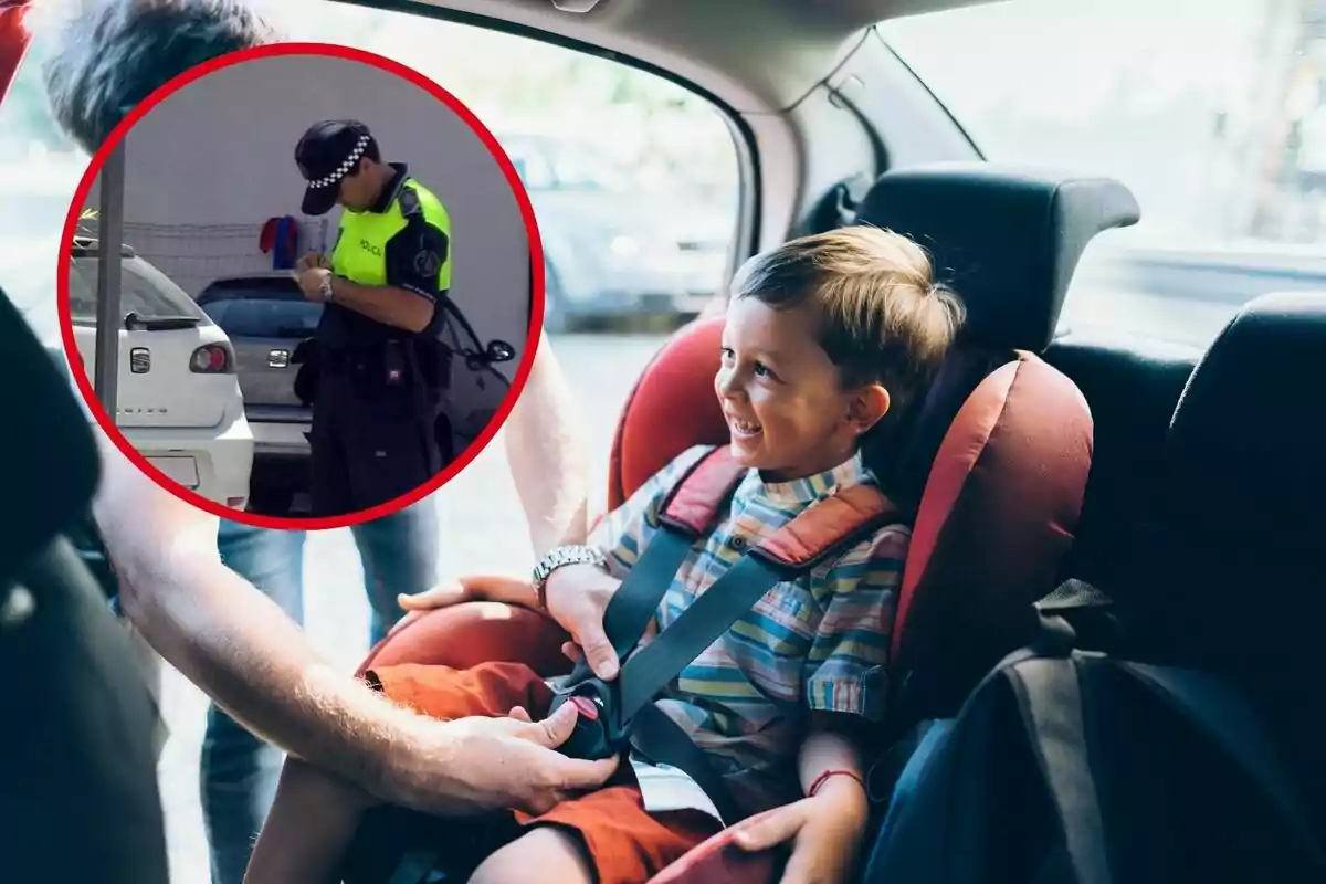 Un nen somrient assegut en una cadira de cotxe mentre un adult ajusta el cinturó de seguretat, amb una imatge inserida d?un policia escrivint una multa.