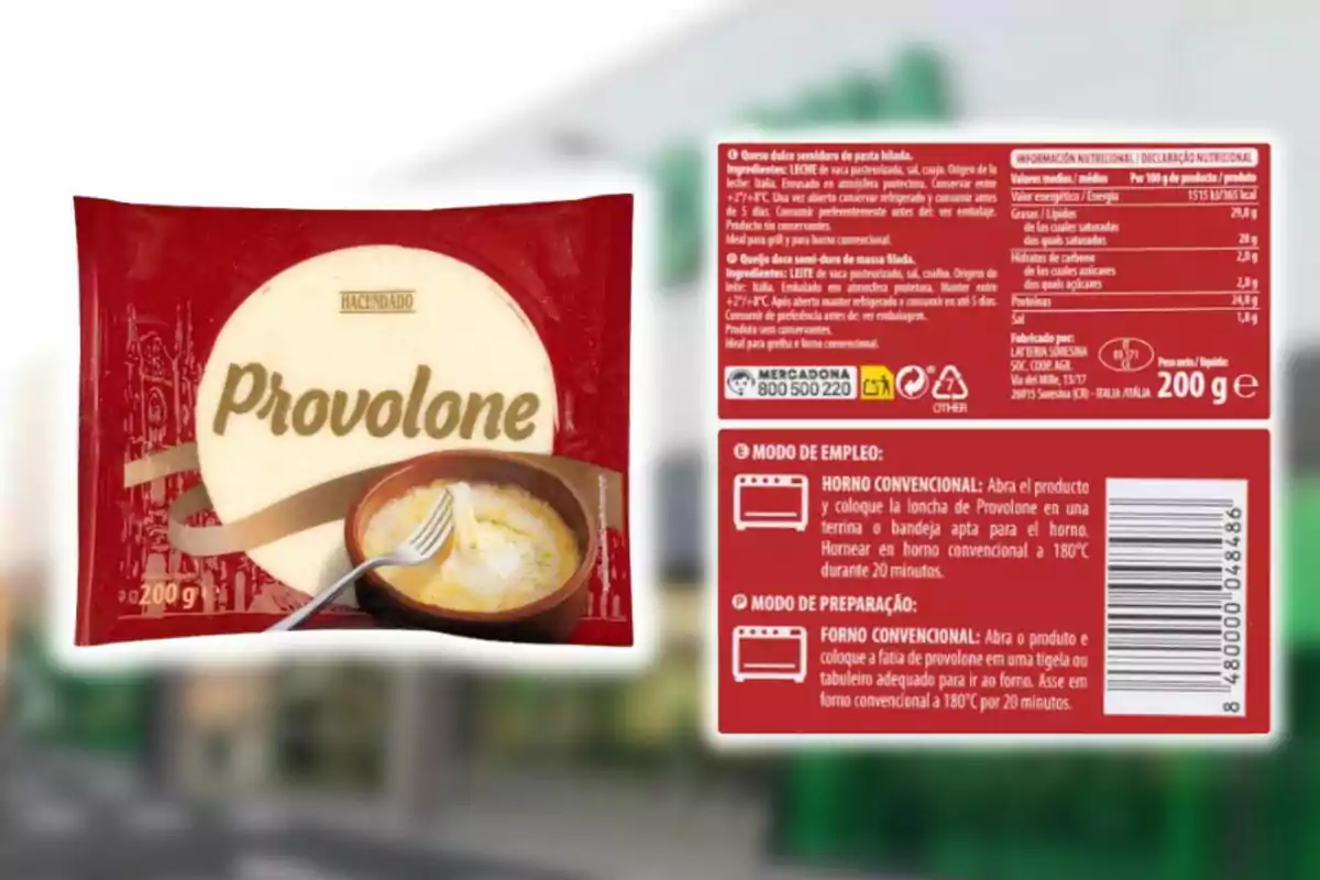 Imatge d'un paquet de formatge Provolone de la marca Hacendado, amb instruccions d'ús i taula nutricional a la part posterior. Imatge d'un paquet de formatge Provolone de la marca Hacendado, amb instruccions d'ús i taula nutricional a la part posterior.