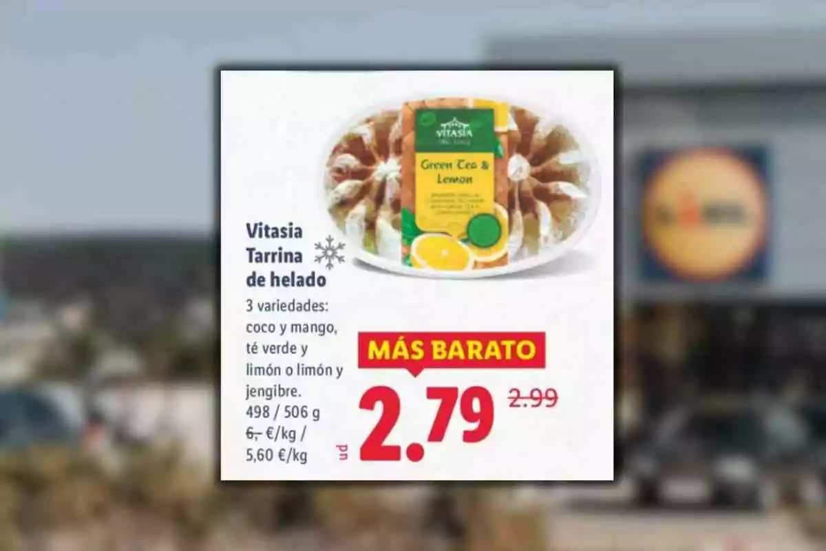 Oferta de gelat Vitasia en terrina amb varietats com coco i mango, te verd i llimona o llimona i gingebre, preu rebaixat a 2,79 euros, envàs de 498 o 506 grams, fons de supermercat desenfocat Oferta de gelat Vitasia en terrina amb varietats com coco i mango, te verd i llimona o llimona i gingebre, preu rebaixat a 2,79 euros, envàs de 498 o 506 grams, fons de supermercat desenfocat