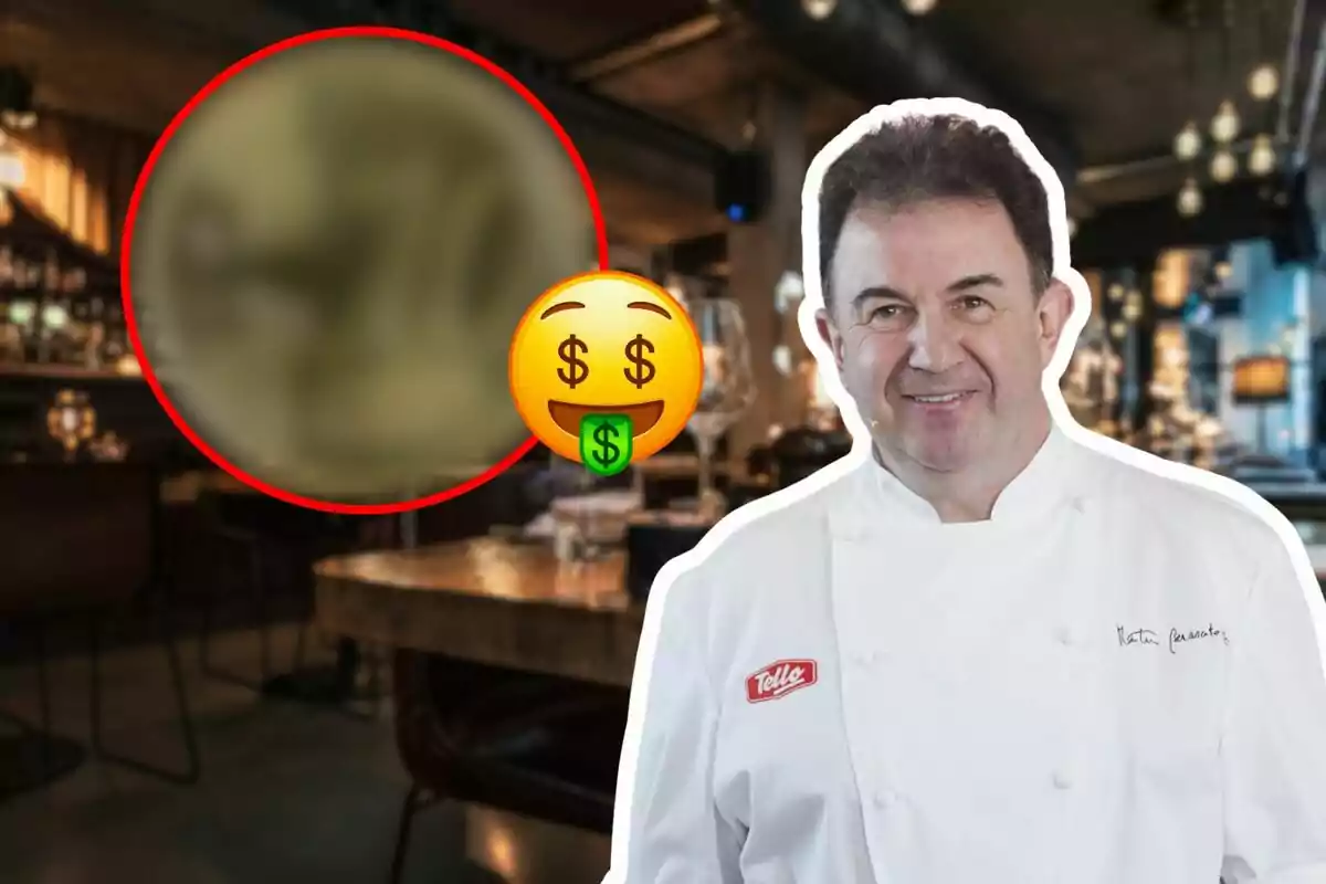 Un xef somrient amb un emoji de diners en un restaurant.