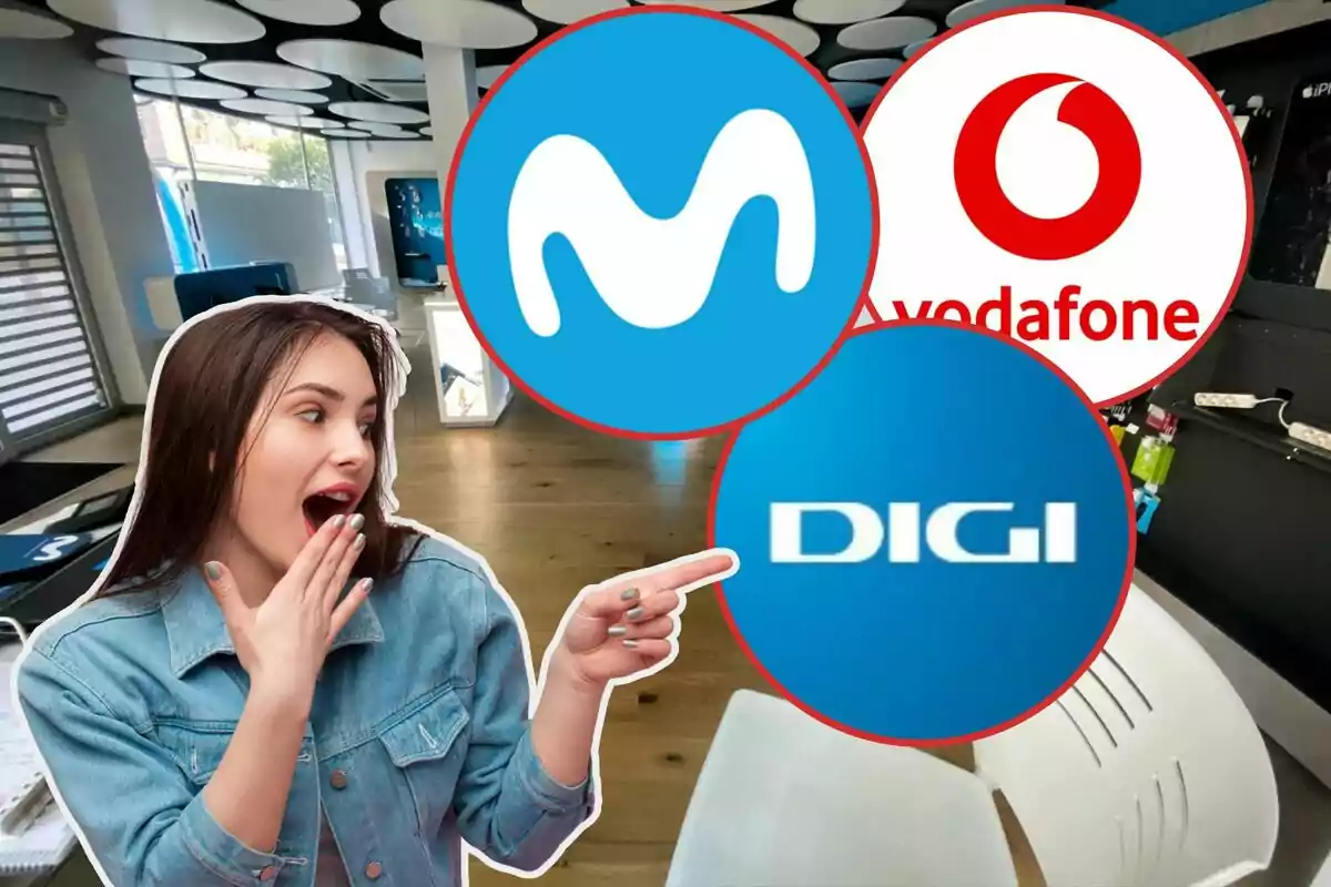 Una dona sorpresa assenyala cap als logotips de Movistar, Vodafone i Digi en una botiga de tecnologia.