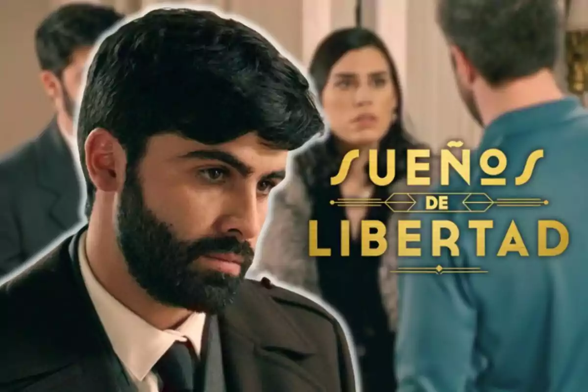 Jaime Gutiérrez amb barba i vestit apareix en primer pla mentre altres persones estan desenfocades al fons al costat del text "Sueños de Libertad".
