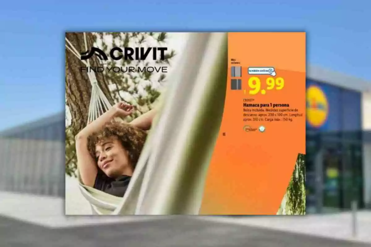 Una persona descansando en una hamaca bajo un árbol, con un anuncio de oferta de hamaca para una persona a 9,99 euros, destacando las características del producto y el logotipo de Crivit. Una persona descansando en una hamaca bajo un árbol, con un anuncio de oferta de hamaca para una persona a 9,99 euros, destacando las características del producto y el logotipo de Crivit.