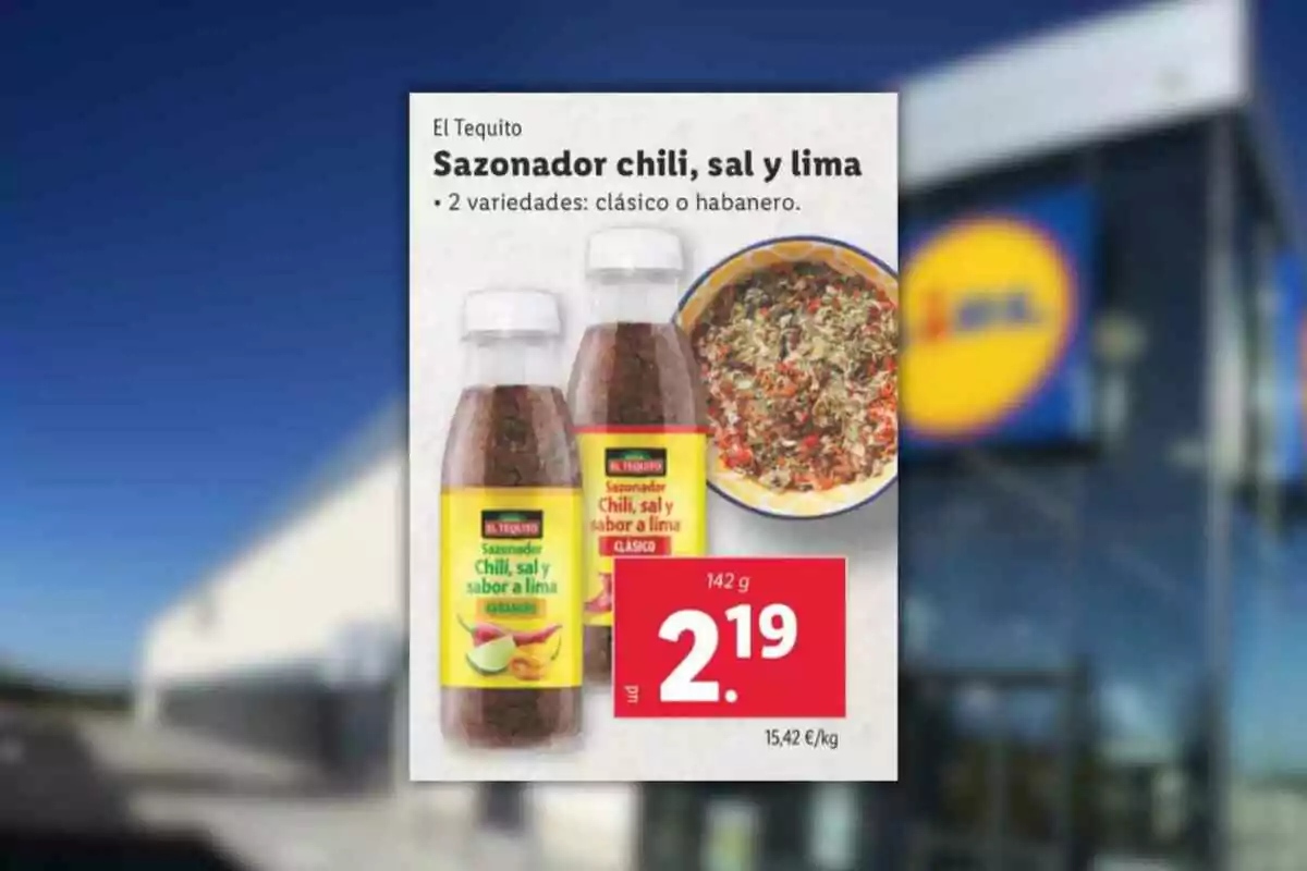 Promoció de condiment chili, sal i llima El Tequito en dues varietats, clàssic i habanero, a un preu de 2,19 euros per 142 grams en un supermercat Lidl. Promoció de condiment chili, sal i llima El Tequito en dues varietats, clàssic i habanero, a un preu de 2,19 euros per 142 grams en un supermercat Lidl.