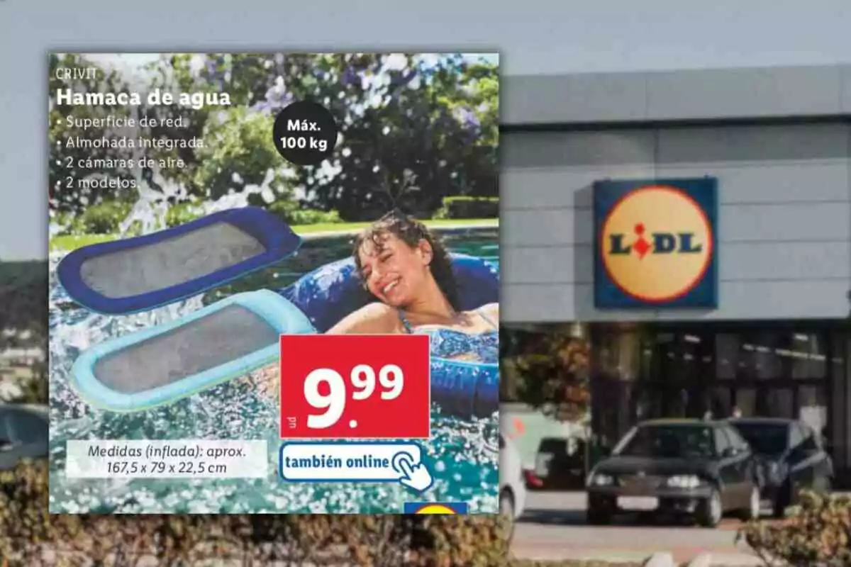 Promoción de hamaca de agua en Lidl con una mujer relajándose en la piscina y el precio de 9.99 euros destacado Promoción de hamaca de agua en Lidl con una mujer relajándose en la piscina y el precio de 9.99 euros destacado