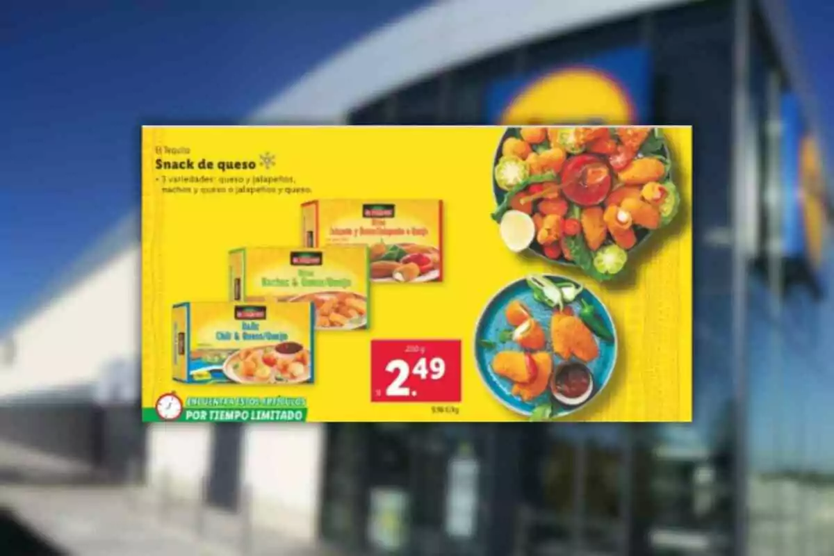 Publicidad de snacks de queso El Tequito en tres variedades con precio de 2.49 euros sobre un fondo amarillo y el exterior de una tienda desenfocada Publicidad de snacks de queso El Tequito en tres variedades con precio de 2.49 euros sobre un fondo amarillo y el exterior de una tienda desenfocada