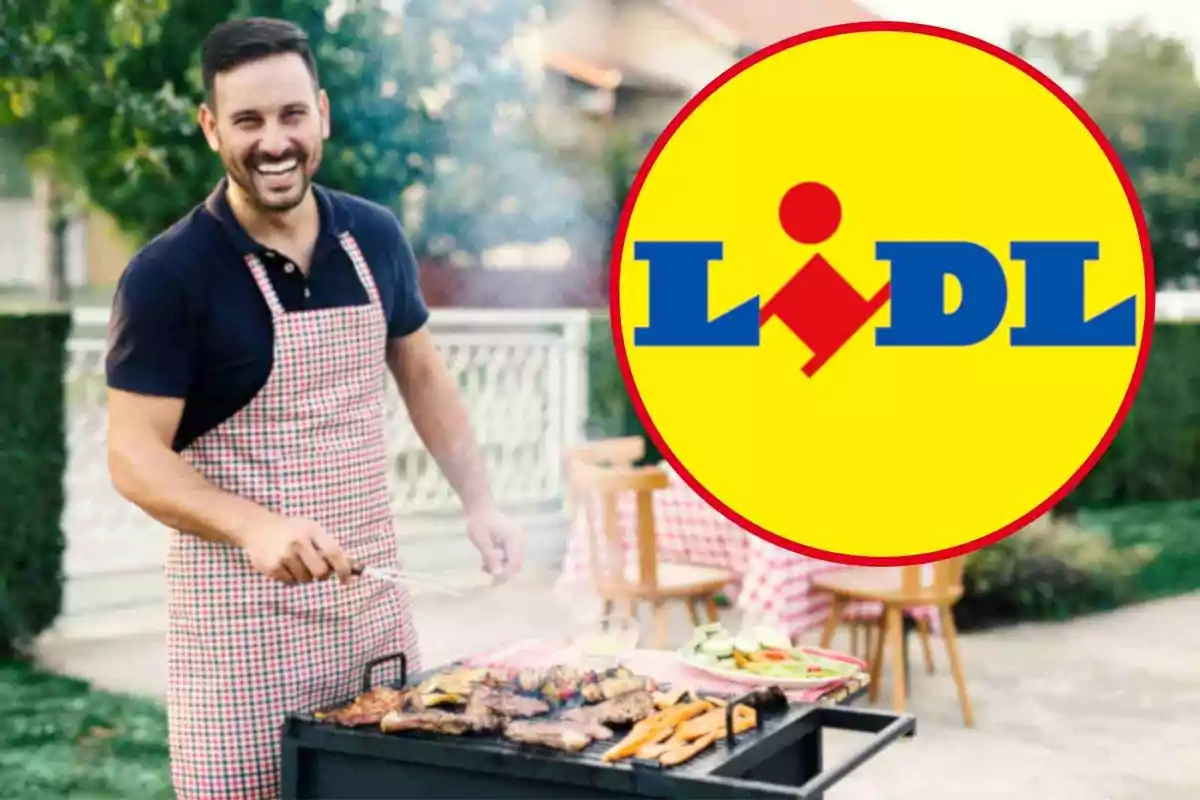 Hombre sonriente cocinando en una parrilla al aire libre con un delantal y el logo de Lidl en grande a la derecha