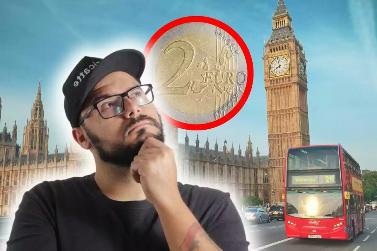 Un home amb gorra i ulleres està pensatiu davant d'una imatge del Big Ben i un autobús vermell de Londres amb una moneda de dos euros en un cercle vermell.