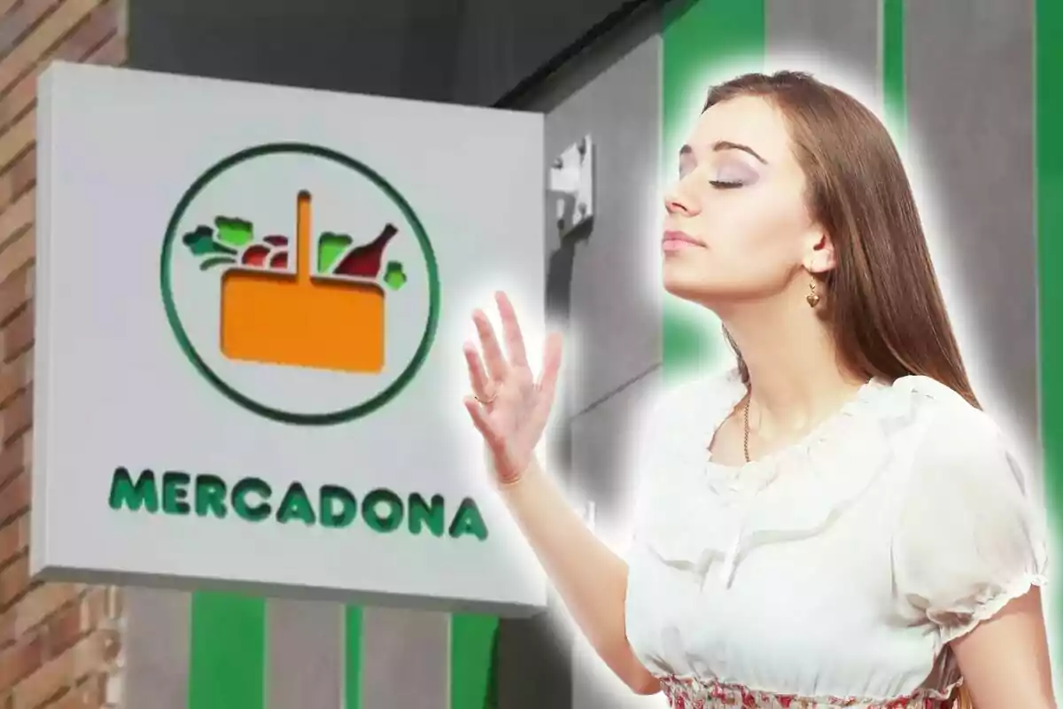 Una dona amb els ulls tancats i expressió de gaudi és davant d'un cartell de supermercat amb un logotip de Mercadona.