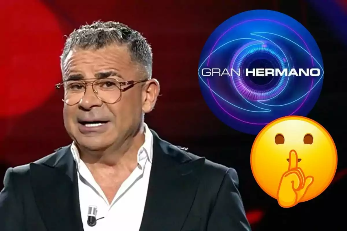 Jorge Javier Vázquez amb ulleres i vestit fosc apareix a la imatge al costat del logotip del programa "Gran Hermano" i un emoji de silenci.