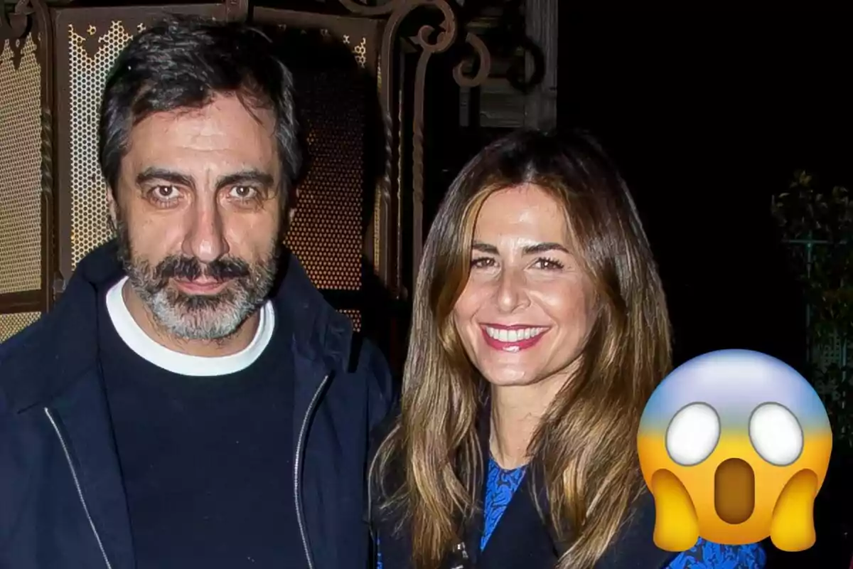 Juan del Val i Nuria Roca somrients posant per a una foto amb un emoji de sorpresa a la cantonada inferior dreta.