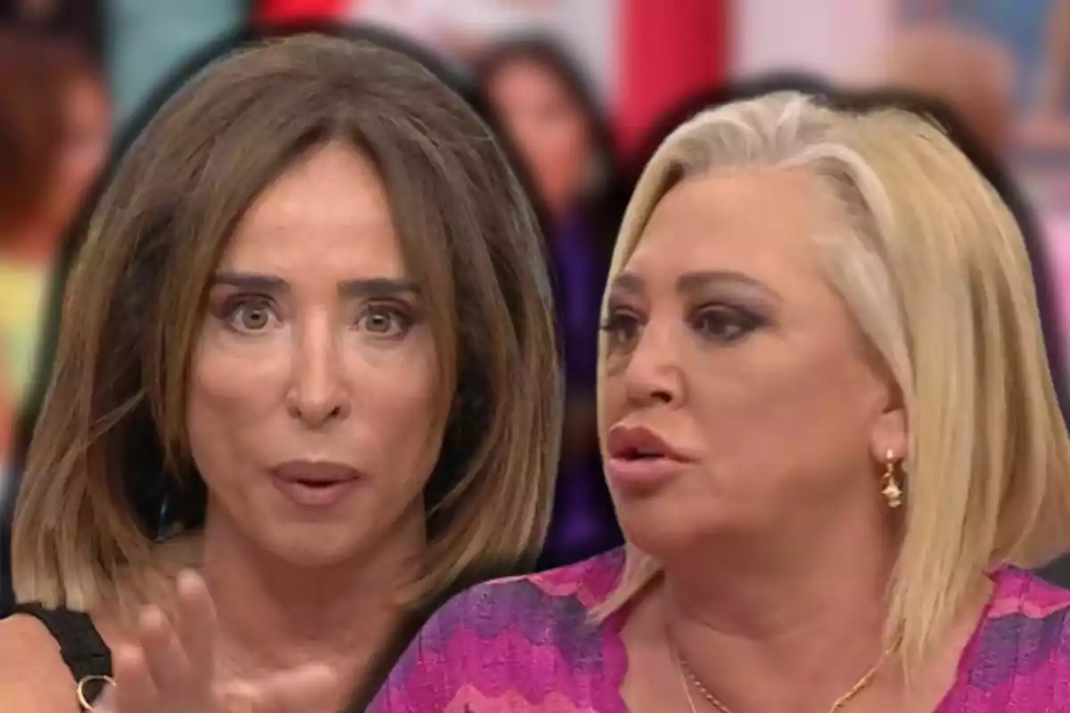 María Patiño i Belén Esteban conversant en un programa de televisió.