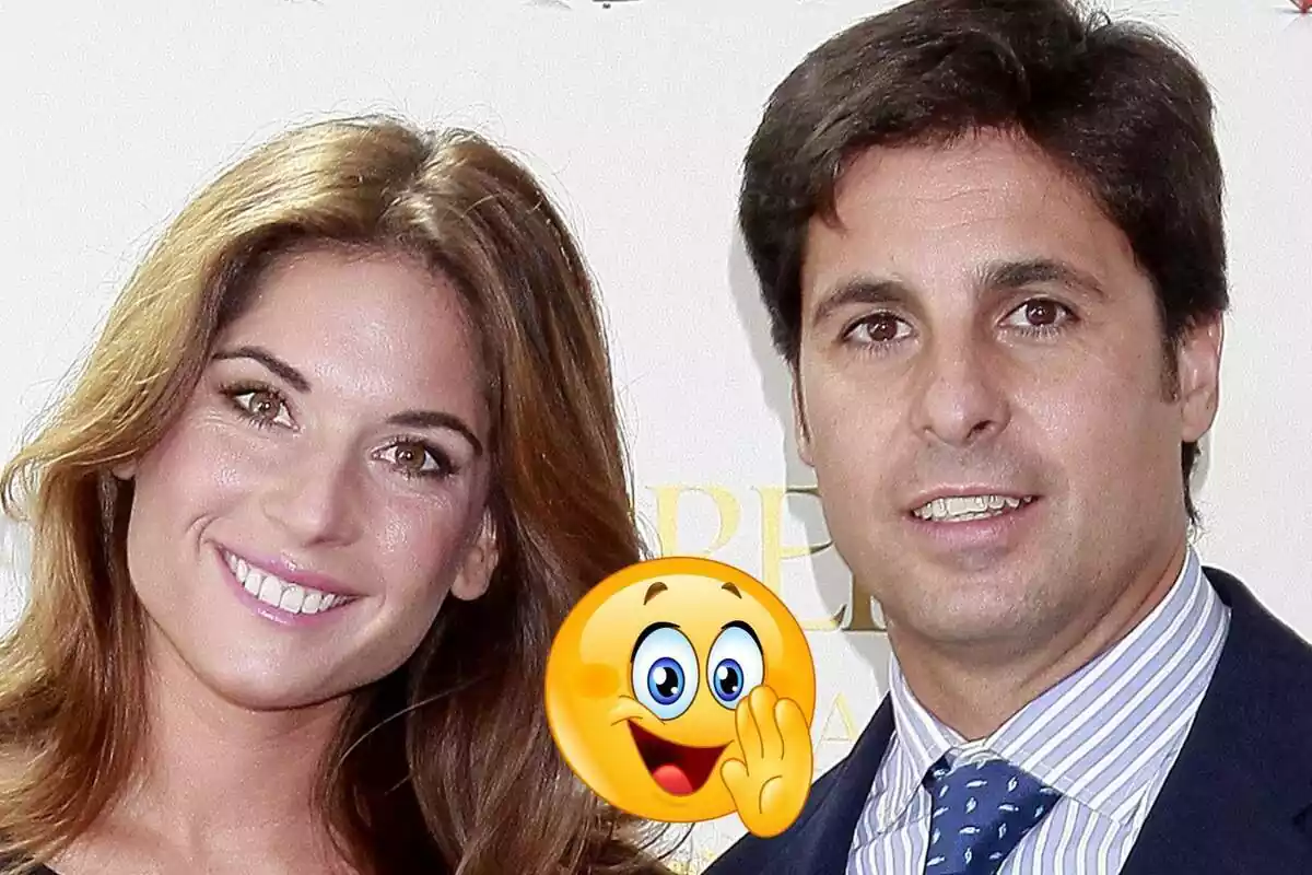 Muntatge de Lourdes Montes i Fran Rivera somrient en un photocall i un emoji de secret