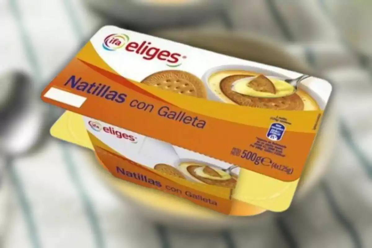 Envàs de crema amb galeta de la marca Eliges, amb un pes net de 500 grams.