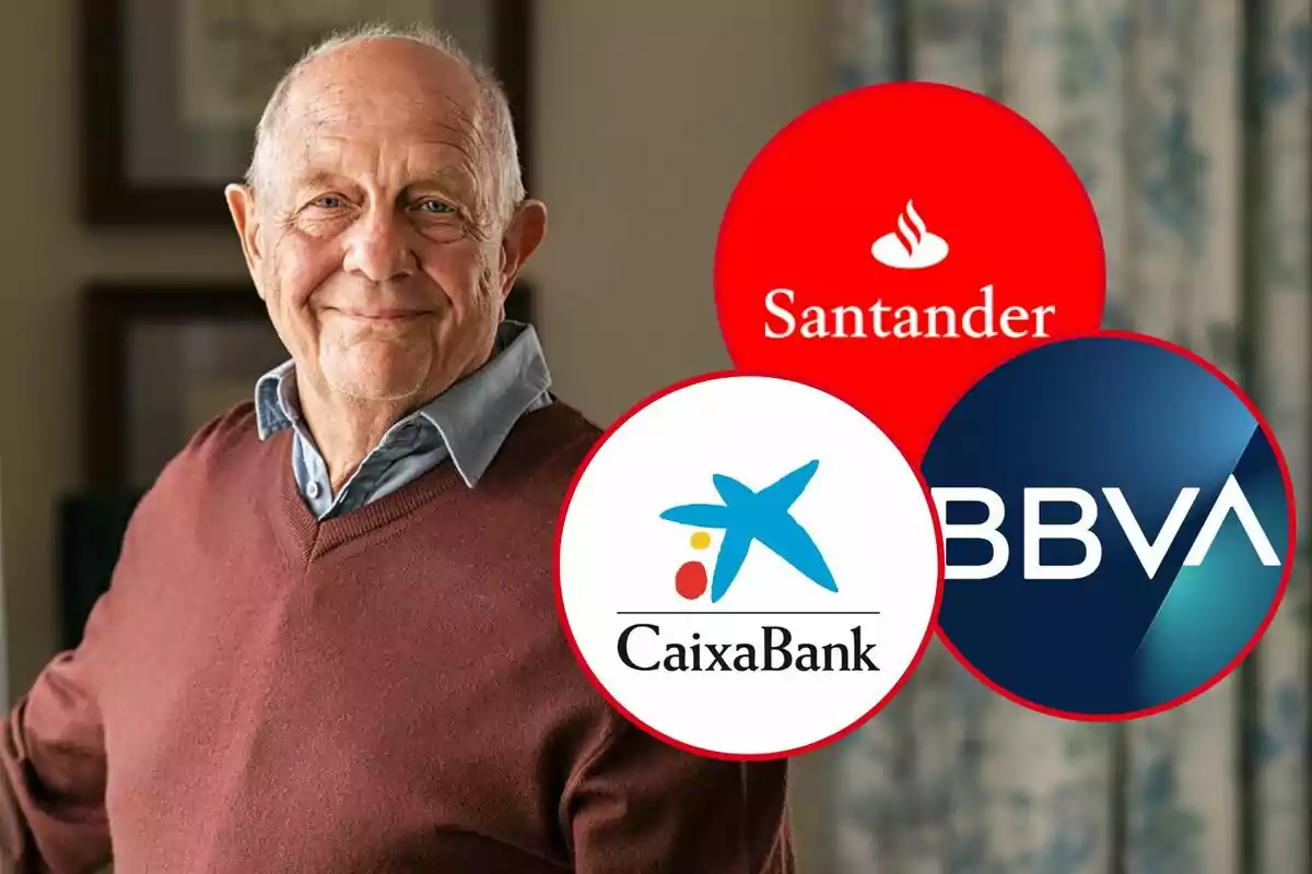 Un home gran somriu mentre està dret al costat dels logotips dels bancs Santander, CaixaBank i BBVA.