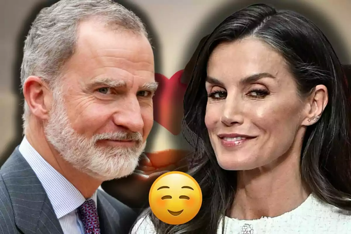 Felip VI i la reina Letícia somrients amb un emoji de cara somrient i un cor de fons.