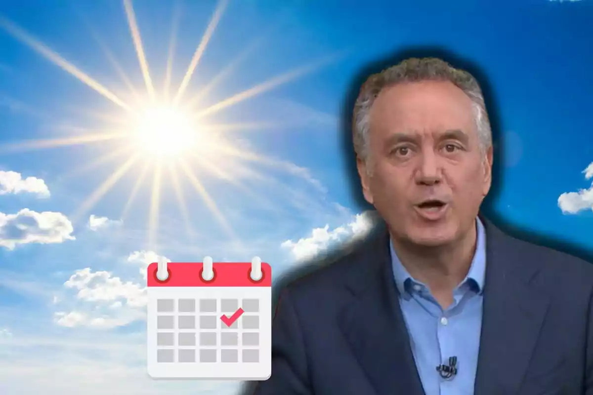 Home parlant amb un fons de cel assolellat i un calendari amb una marca de verificació.