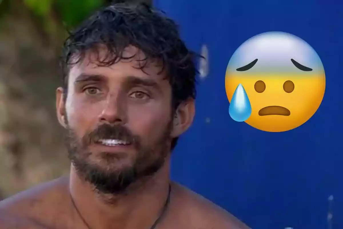 Manuel González amb expressió seriosa i un emoji de cara preocupada amb una gota de suor al costat.