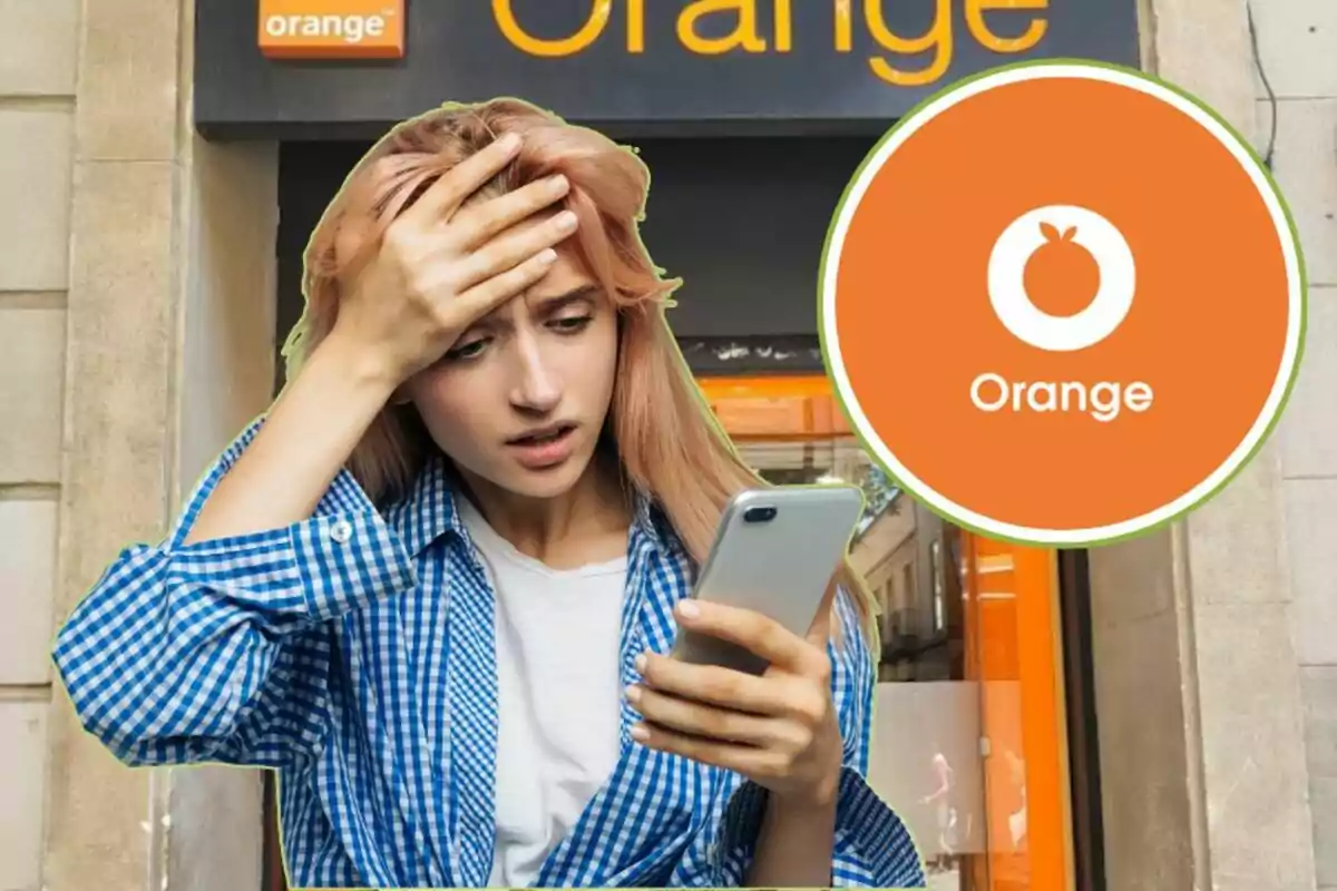 Dona amb expressió preocupada mirant el telèfon davant una botiga d'Orange.