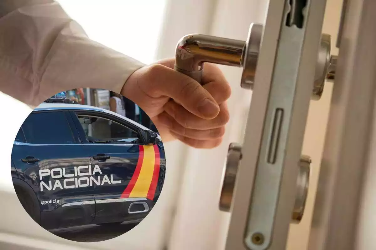 Muntatge amb una imatge de fons de la porta entreabrieta d'una casa i una altra imatge d'un cotxe de la Policia Nacional
