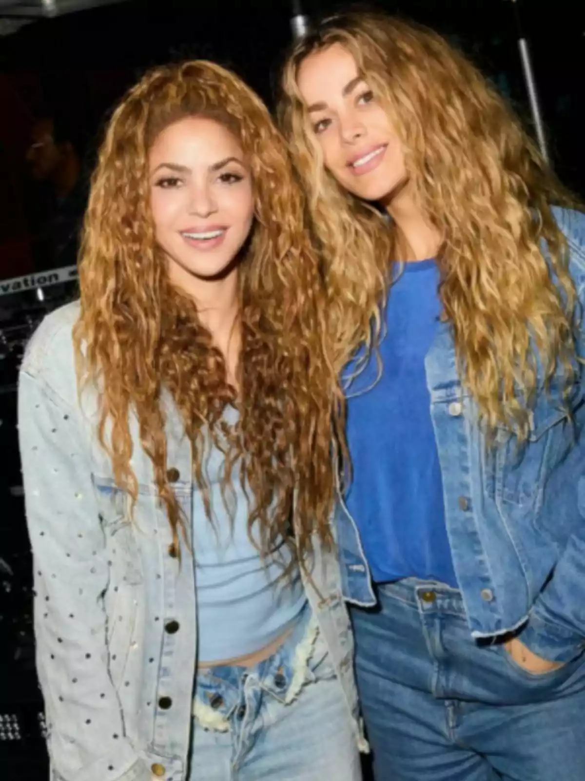 Shakira and Candela Márquez pose together wearing denim jackets and casual clothes. Shakira and Candela Márquez pose together wearing denim jackets and casual clothes.