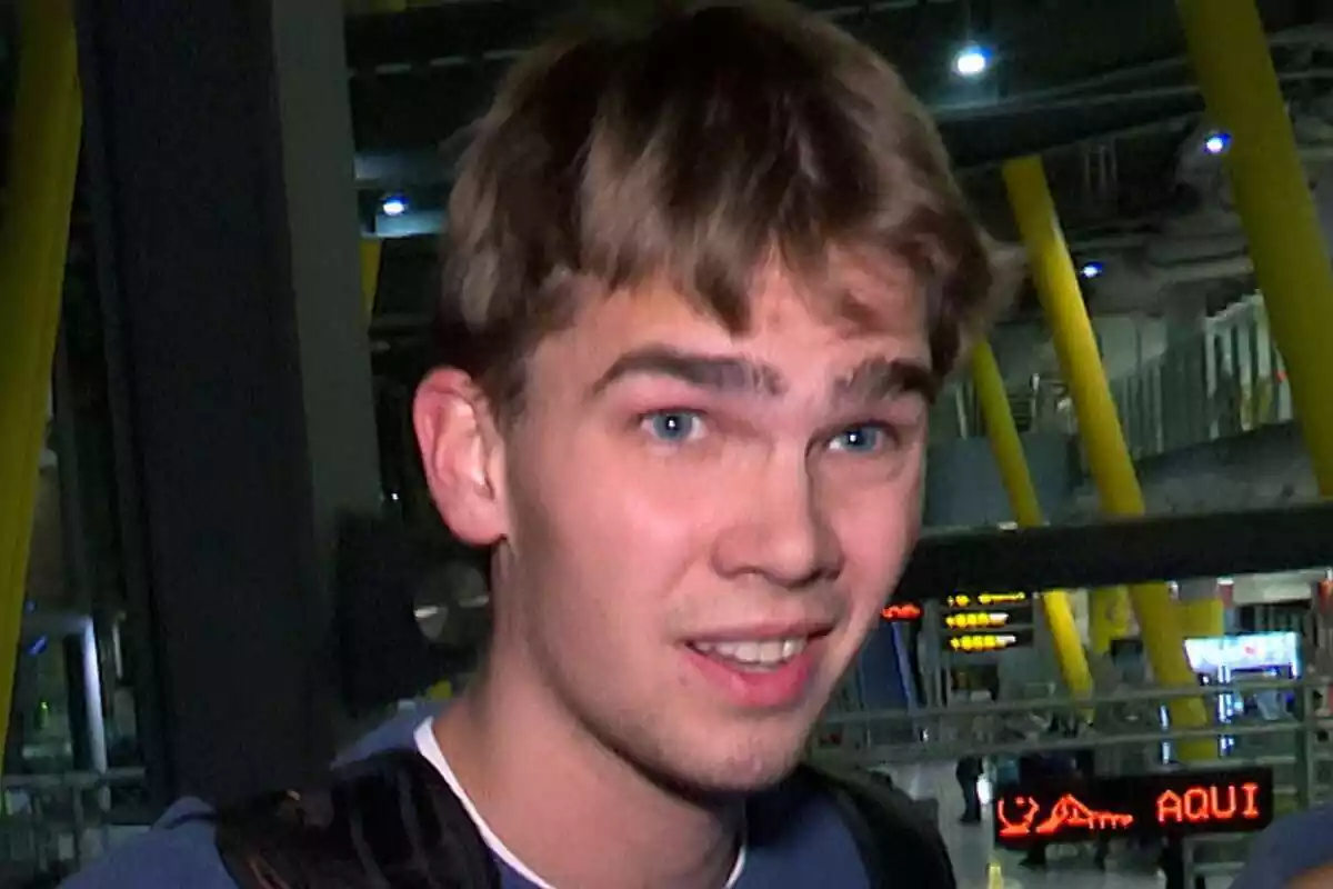 Primer pla de Miguel Urdangarin amb rostre neutre