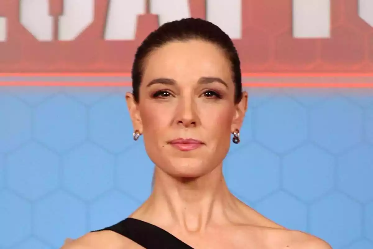 Primer pla de Raquel Sánchez Silva seria a la presentació d''El Desafío' Primer pla de Raquel Sánchez Silva seria a la presentació d''El Desafío'