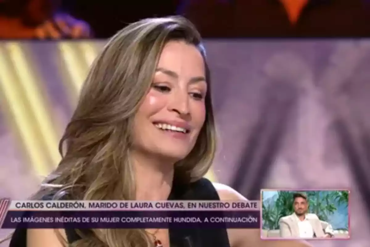 Rebecca Loos, somrient, al plató de '¡De Viernes!' Rebecca Loos, somrient, al plató de '¡De Viernes!'