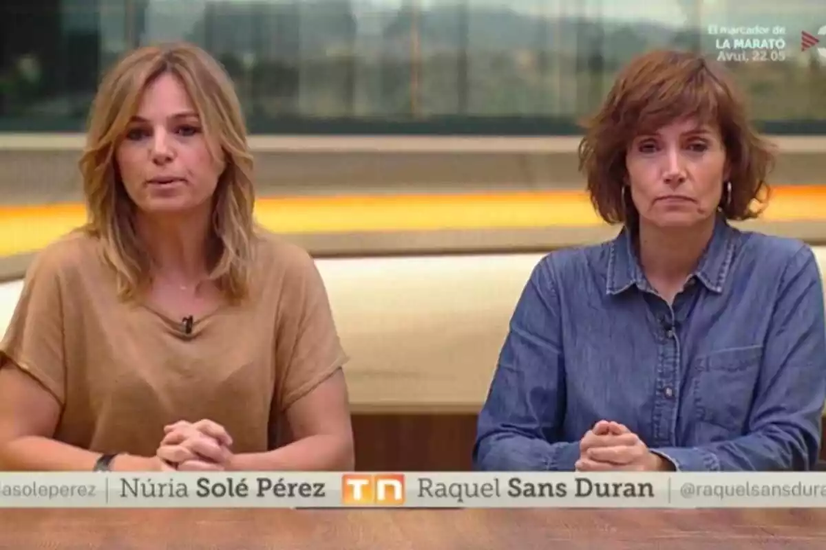 Imatge de Núria Soler i Raquel Sans en un Telenotícies a TV3