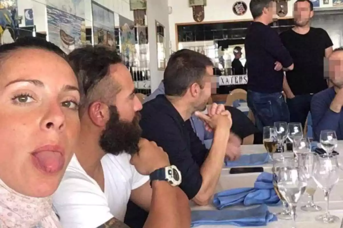 Rosa Peral y Albert López, en una comida de trabajo, días después de matar a Pedro Rodríguez