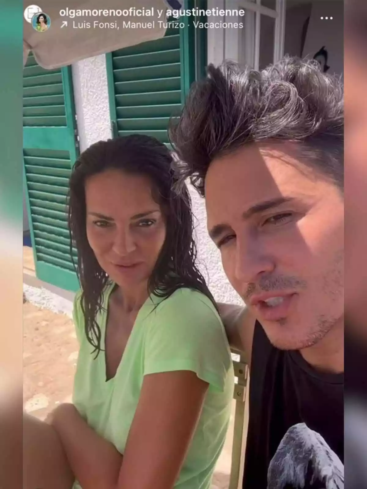 Història d'Instagram d'Olga Moreno i Agustín Etienne, fent-se un selfie de vacances