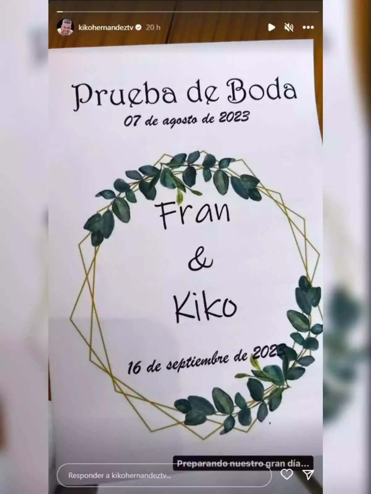 Storie de Kiko Hernández amb un cartell sobre el seu casament amb Fran Antón