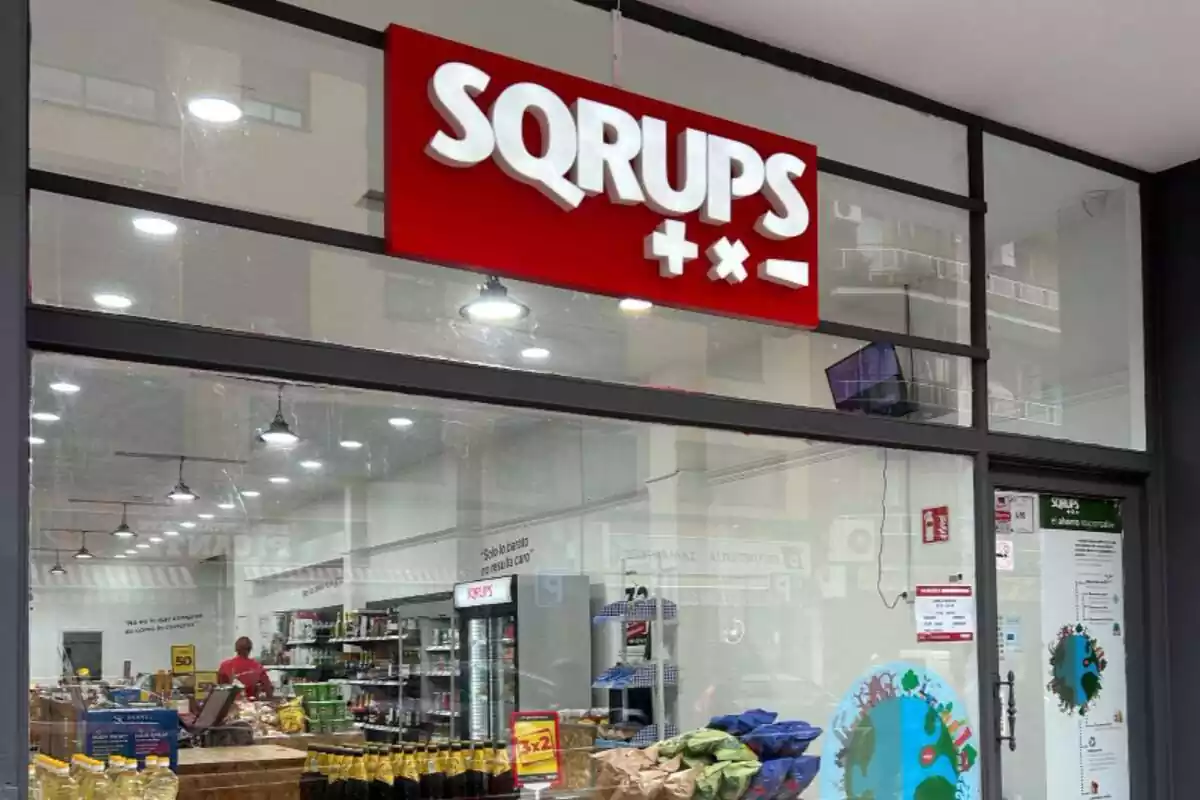 Exterior de una tienda de Sqrups