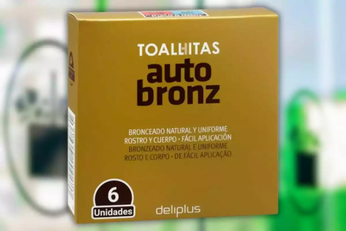 Caixa de tovalloletes autobronzejadores de la marca Deliplus amb 6 unitats per a un bronzejat natural i uniforme en rostre i cos. Caixa de tovalloletes autobronzejadores de la marca Deliplus amb 6 unitats per a un bronzejat natural i uniforme en rostre i cos.