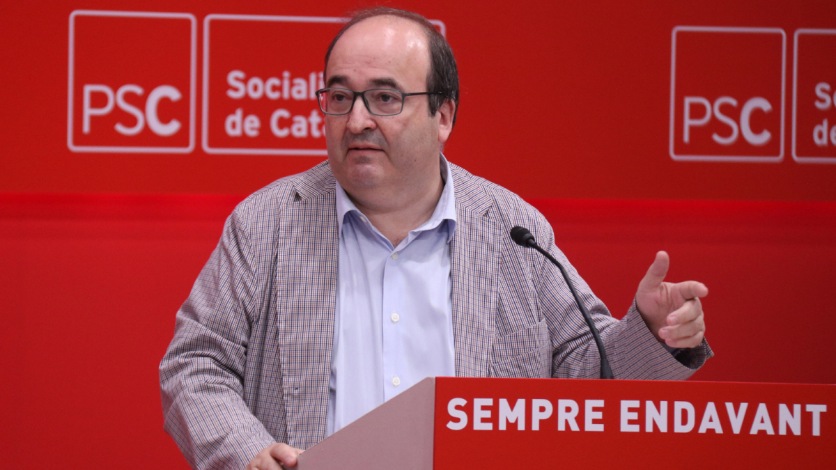 Miquel Iceta ha assegurat que per estimar el català no hi ha d'haver «menys castellà»