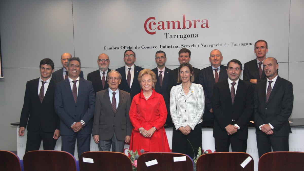 El Comitè Executiu de la Cambra de Comerç de Tarragona, amb la presidenta, Laura Roigé