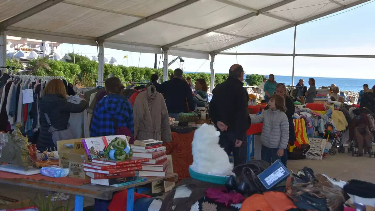 Mercat d'intercanvi i segona mà a Torredembarra