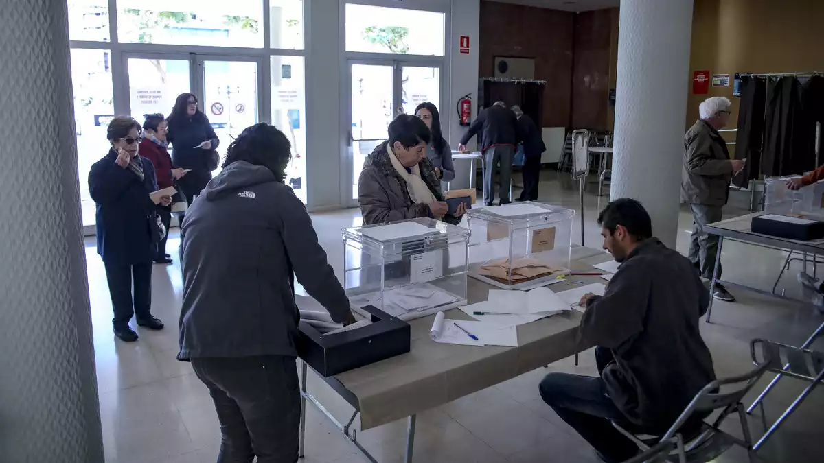 Les imatges de les eleccions generals del 10-N al Camp de Tarragona
