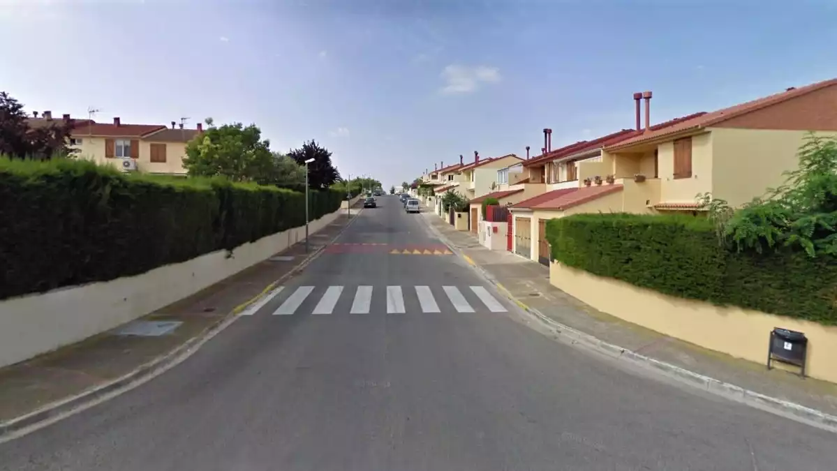 El robatori s'ha produit en una casa de l'avinguda de Prats de Motlló
