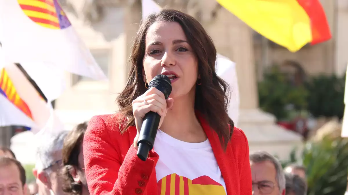 Imatge de la candidata de Cs a Barcelona, Inés Arrimadas, durant la seva visita a Tarragona