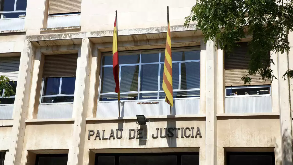 Imatge de la façana de l'Audiència de Tarragona.