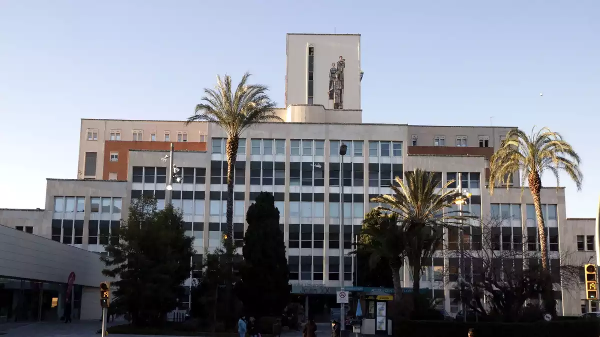 Imatge de la façana principal de l'Hospital Joan XXIII de Tarragona