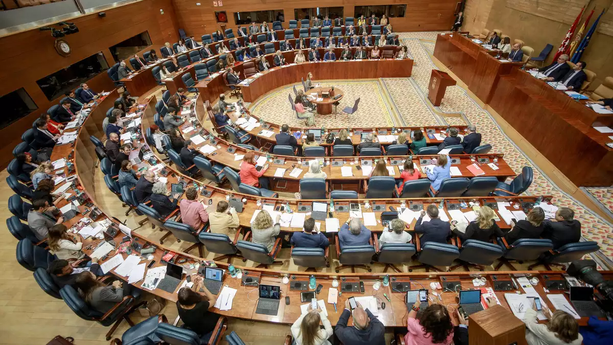L'hemicicle de l'Assemblea de Madrid durant una sessió el 3 d'octubre