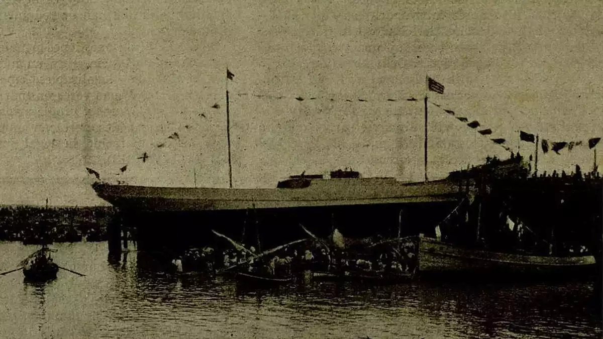 L'històric vaixell Mont-Sant data del 1920 i és història de la nàutica de Tarragona